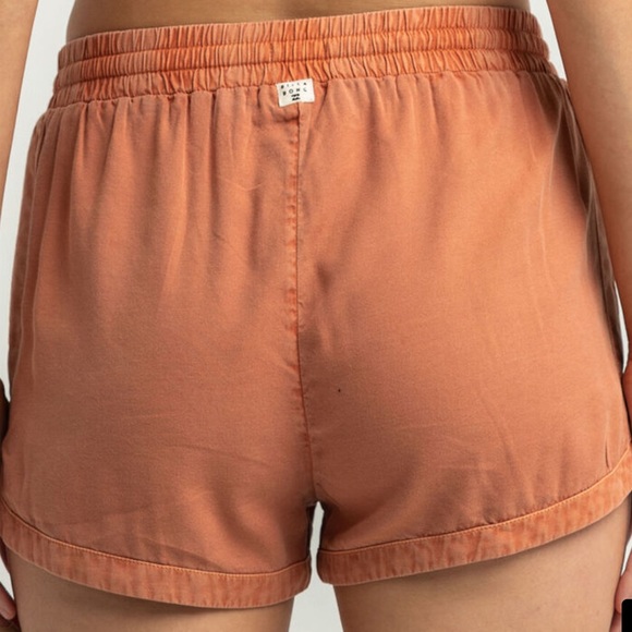 Billabong | Toffee Road Trippin Elastic Drawstring Women’s Shorts M - Picture 4 of 8
